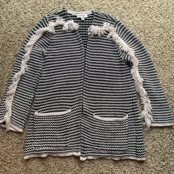 KNOX ROSE Open Cardigan long fringed sleeves black cream stripes Sz M Boho Style - Picture 2 of 11